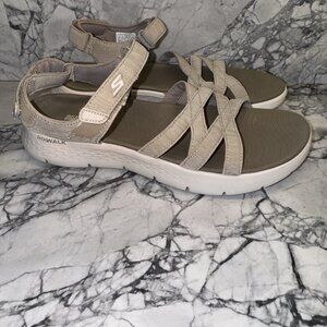 Skechers Women’s Size 9 Go Walk Taupe Sandals